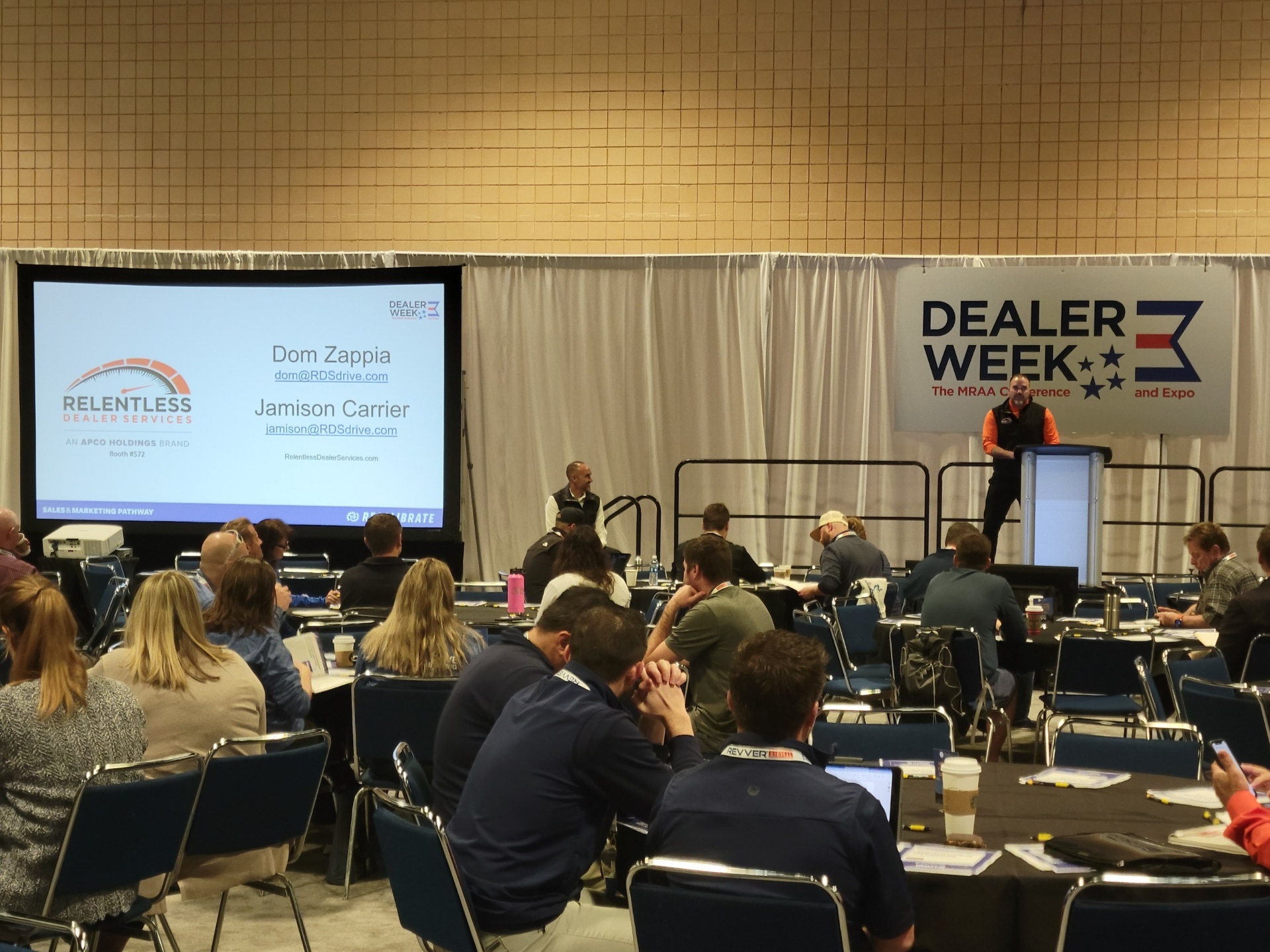 Dom Zappia speaking at Dealer Week